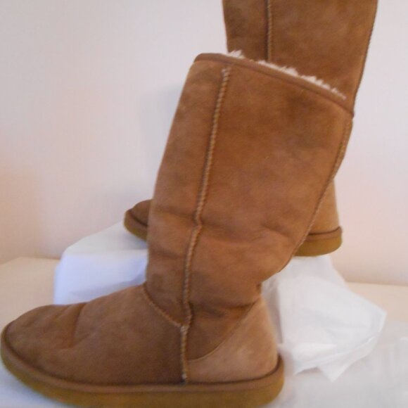 Cozie Steps Women's Tan Genuine Water Repellant Sheepskin Pull On Boots-Size 8 - Picture 4 of 6